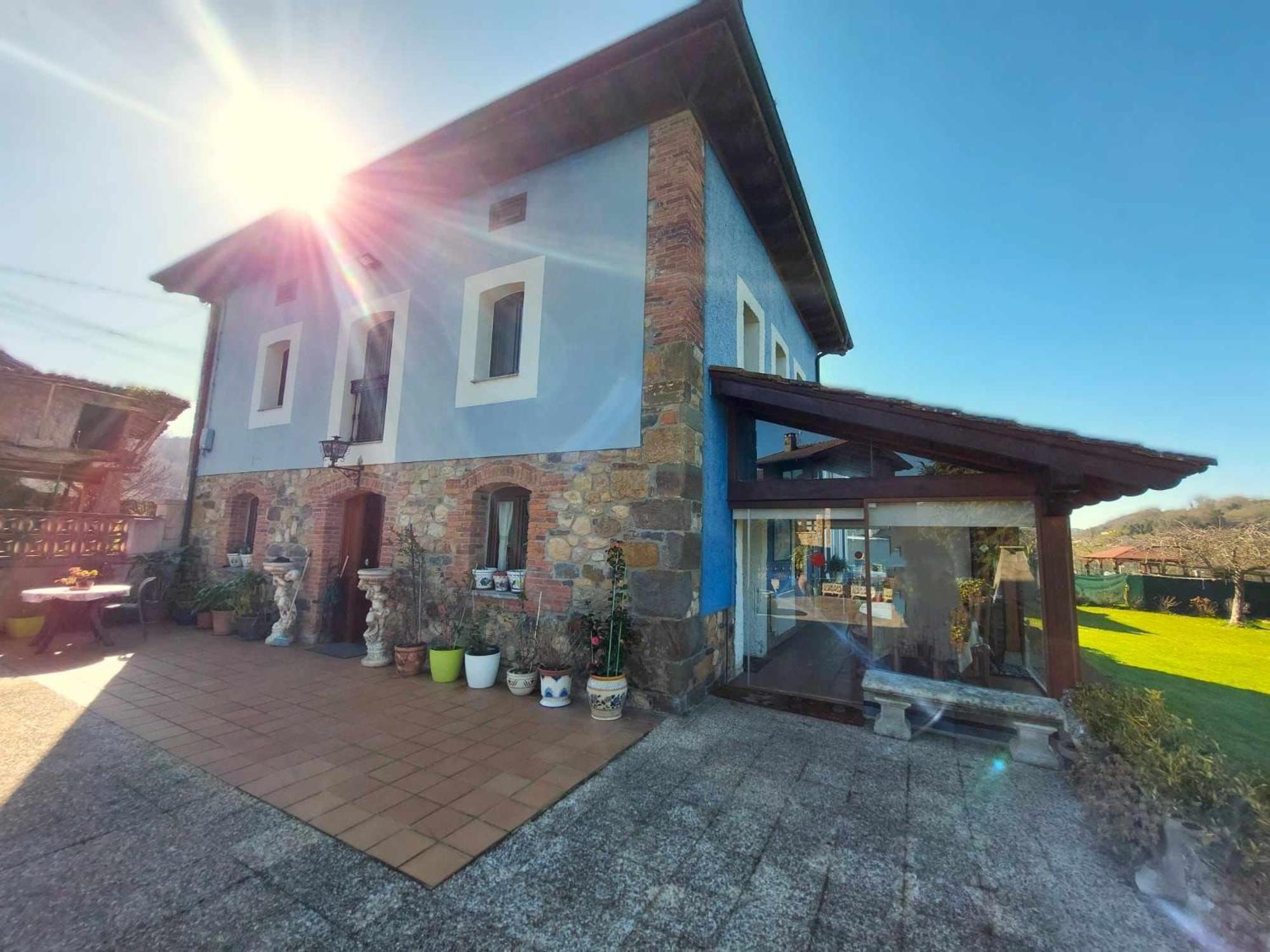 아리온다스 Casa La Gueelina En Asturias 빌라 외부 사진